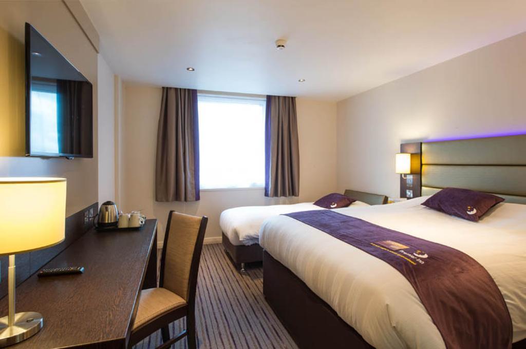 Premier Inn London Elstree / ボーハムウッド 部屋 写真