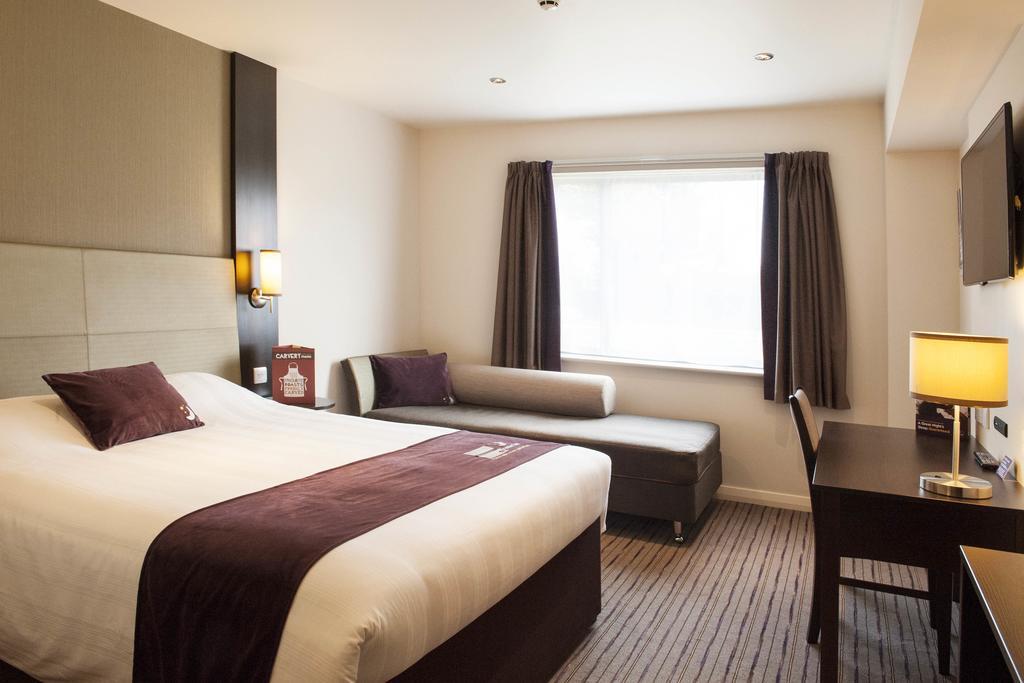 Premier Inn London Elstree / ボーハムウッド 部屋 写真