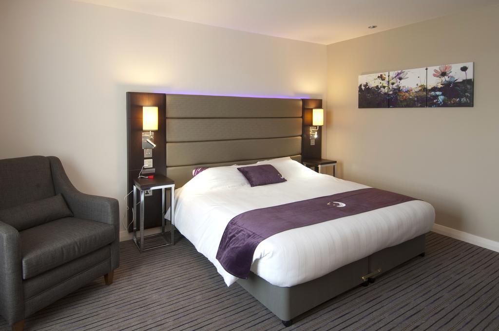 Premier Inn London Elstree / ボーハムウッド 部屋 写真