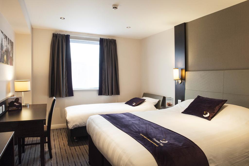 Premier Inn London Elstree / ボーハムウッド 部屋 写真